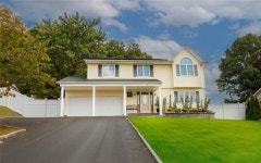 25 Glacier Drive, Smithtown, NY 11787 | MLS# 874661 | Trulia