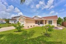 6886 Barnwell Dr, Boynton Beach, FL 33437 | MLS# RX-10742161 | Trulia