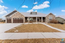 7317 S Elmstead Cir, Sioux Falls, SD 57108 - See Est. Value, Schools & More 7317 S  Elmstead Cir, Sioux Falls, SD 57108 - See... 