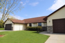 6796 Diane DRIVE UNIT 6798, West Bend, WI 53090 | Trulia