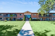 7422 Brookdale Dr #104, Darien, IL 60561 | MLS# 11159761 | Trulia