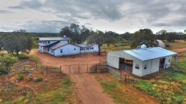 6552 County Road 403, Llano, TX 78643 - See Est. Value, Schools & More