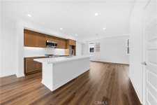 557 Via Vallarta, Camarillo, CA 93012 | MLS# SR25163170 | Trulia