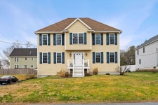 14 Ayer St, Methuen, MA 01844 | MLS# 73360202 | Trulia