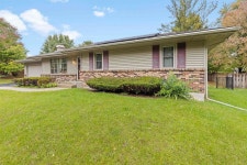 5762 La Cresta Dr, Rockford, IL 61114 | MLS# 202305995 | Trulia