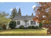 7636 SE Clay St, Portland, OR 97215 | MLS# 22513341 | Trulia