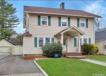 149 Manor Ave, Westbury, NY 11590 | MLS# 3334534 | Trulia