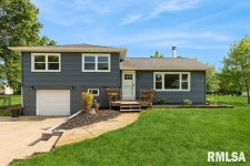 814 Jones St, Le Claire, IA 52753 | MLS# QC4265722 | Trulia