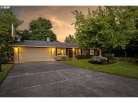 6234 SE 140th Ave, Portland, OR 97236 - See Est. Value, Schools & More