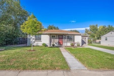 5725 Dover Street, Arvada, CO 80002 | MLS# 7435223 | Trulia