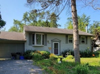 2627 Crabtree Ave, Woodridge, IL 60517 | MLS# 11180393 | Trulia