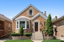 4858 N Marmora Ave, Chicago, IL 60630 | MLS# 11189294 | Trulia