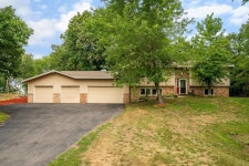 11405 172nd St W, Lakeville, MN 55044 | MLS# 6027114 | Trulia