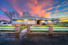 6987 Hedge Ave, Sacramento, CA 95829 | MLS# 223001749 | Trulia