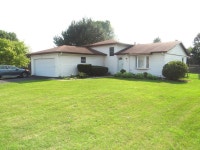 1138 Almond Dr, Aurora, IL 60506 | MLS# 11192117 | Trulia