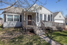 4509 22nd Ave, Moline, IL 61265 | Trulia