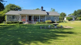 5766 Highway 55 E, Eva, AL 35621 | MLS# 517403 | Trulia