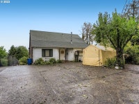 7136 SW Brier Pl, Portland, OR 97219 | MLS# 22287819 | Trulia