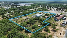 2700 & 2704 Old Uvalde, Crystal City, TX 78839 | MLS# 1816871 | Trulia