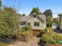 2034 SE 28th Pl, Portland, OR 97214 | MLS# 23148837 | Trulia