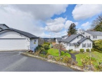 6557 SE Thorburn St, Portland, OR 97215 | MLS# 23024672 | Trulia