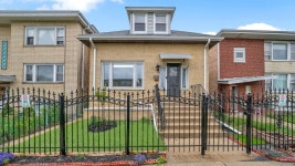 6142 S Kilpatrick Ave, Chicago, IL 60629 | Trulia 6142 S  Kilpatrick Ave, Chicago, IL 60629 | Trulia