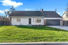 4085 N Bond Street, Fresno, CA 93726 - See Est. Value, Schools & More