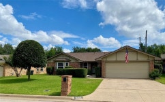 5704 Fireside Dr, Arlington, TX 76016 | MLS# 21000812 | Trulia