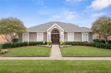 5405 Robeline Dr, Metairie, LA 70003 | MLS# 2501757 | Trulia