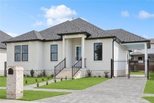 7536 Patricia St, Arabi, LA 70032 | MLS# 2510024 | Trulia