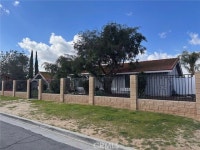 5895 Snowgrass Trl, Riverside, CA 92509 | MLS# PW25043724 | Trulia