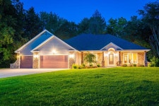 1460 Lone Oak Ln, Brookfield, WI 53045 | MLS# 1759620 | Trulia