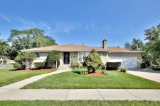 7635 N Harlem Ave, Niles, IL 60714 | MLS# 11205245 | Trulia