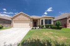 4521 Green River Dr, Denton, TX 76208 | MLS# 20993613 | Trulia