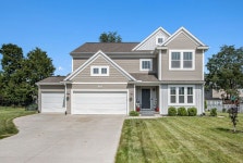 7361 Hopkinton Dr, Kalamazoo, MI 49009 | MLS# 25029231 | Trulia