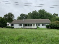 6752 Old Grange Rd, Slatington, PA 18080 | Trulia