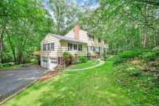 100 Boulder Brook Dr, Stamford, CT 06903 | MLS# 170429484 | Trulia