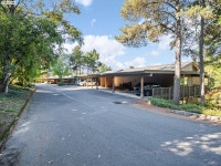 7526 SW Barnes Rd #C, Portland, OR 97225 | MLS# 23504498 | Trulia