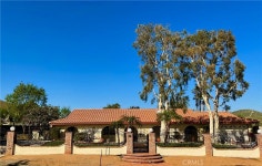 6835 Karen Ln, Riverside, CA 92509 | MLS# IV25078616 | Trulia