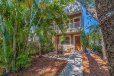 330 Lang Ct N #1, Saint Petersburg, FL 33701 | MLS# TB8385562 | Trulia 330 Lang Ct   N #1, Saint Petersburg, FL 33701 | MLS... 