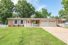 2563 Baltusrol Dr, Saint Louis, MO 63129 | MLS# 21045775 | Trulia