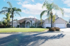 5872 E Club View Dr, Fresno, CA 93727 | MLS# 590611 | Trulia 5872 E  Club View Dr, Fresno, CA 93727 | MLS# 590611 | Trulia