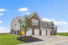 5176 Hazeltine Ln #2-201, Lebanon, OH 45036 | Trulia