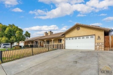 6418 Abby Rose Ave, Bakersfield, CA 93308 - See Est. Value, Schools & More