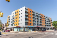 62-98 Woodhaven Boulevard #4M, Middle Village, NY 11379 | MLS# 912433 | Trulia