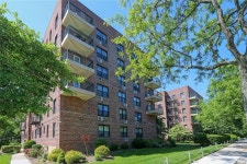 226-26 Union Turnpike #5A, Oakland Gardens, NY 11364 | MLS# 823674 | Trulia