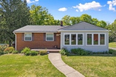 5903 Victor Cir, Aliquippa, PA 15001 | Trulia