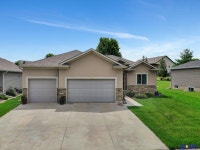 7540 Exbury Rd, Lincoln, NE 68516 | MLS# 22518759 | Trulia