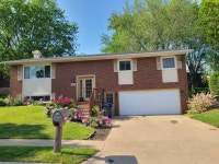 3893 Aurora St, Dubuque, IA 52002 | MLS# 146258 | Trulia