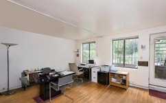 216 E 75th St, New York, NY 10021 - See Est. Value, Schools & More 216 E  75th St, New York, NY 10021 - See Est. Value, Schools... 